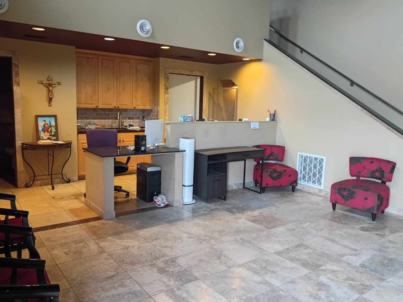 Customer area inside the Hubbard tire shop