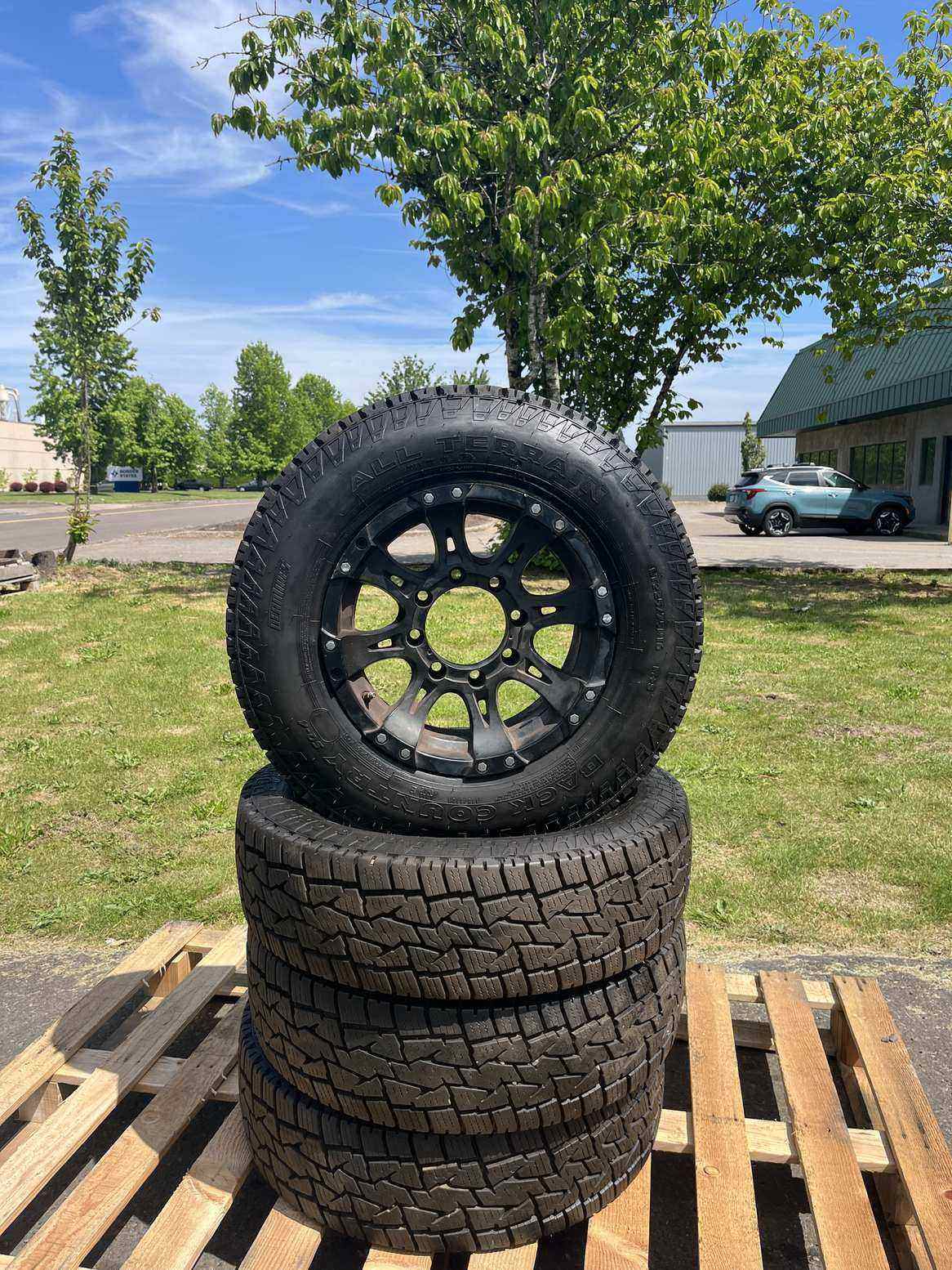 Close inspection of tire and wheel condition near Hubbard Oregon